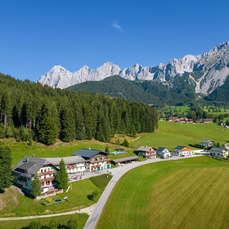 Hotel Tischlbergerhof Ramsau am Dachstein Exterior photo