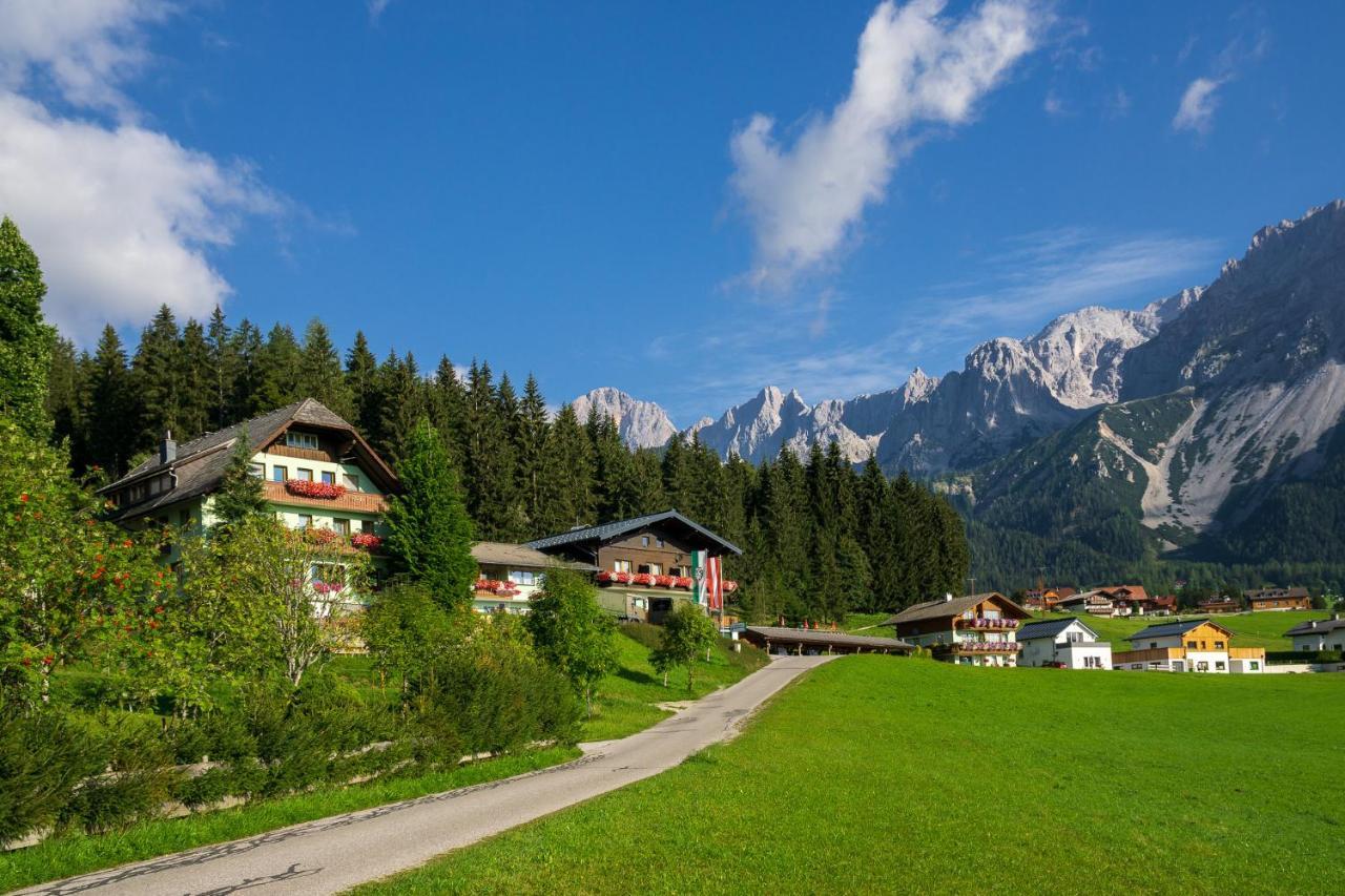 Hotel Tischlbergerhof Ramsau am Dachstein Exterior photo