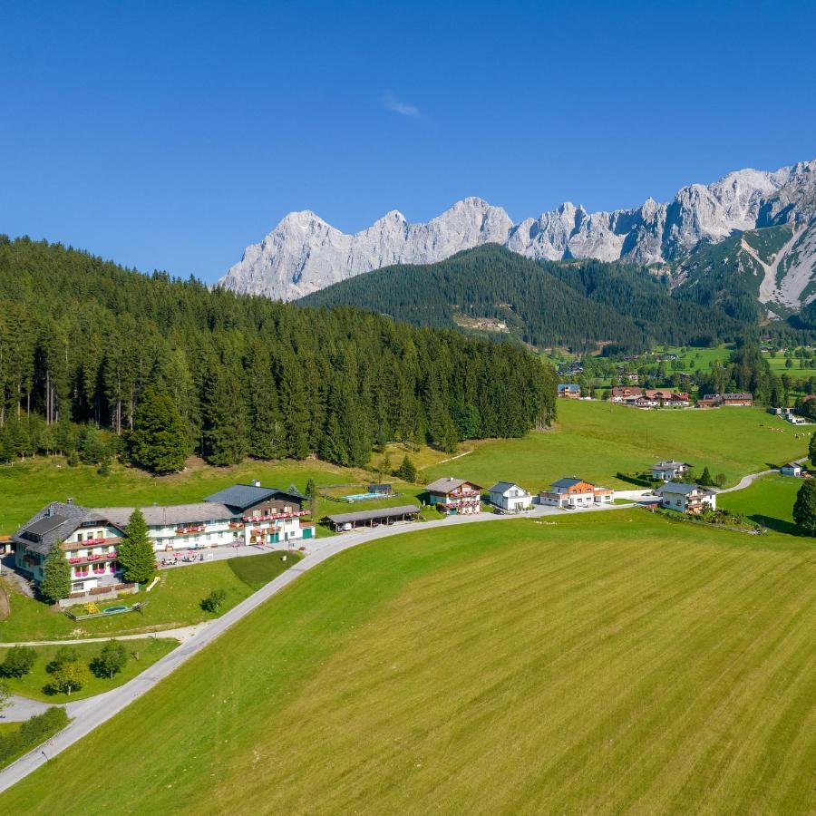 Hotel Tischlbergerhof Ramsau am Dachstein Exterior photo