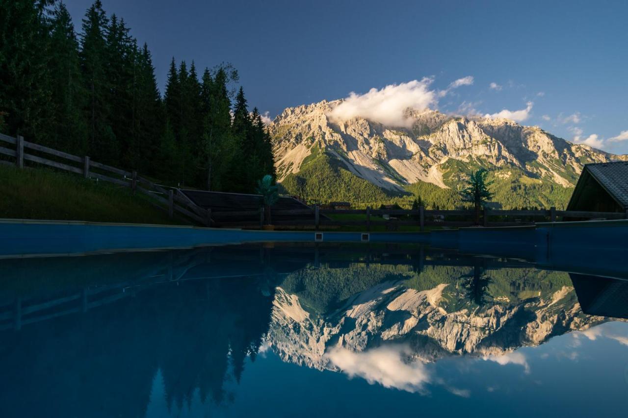 Hotel Tischlbergerhof Ramsau am Dachstein Exterior photo