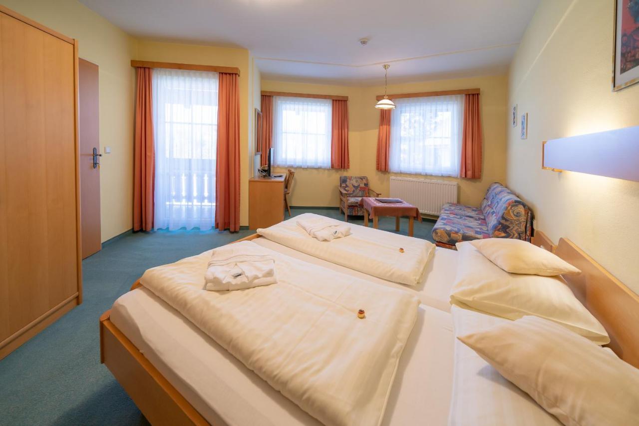 Hotel Tischlbergerhof Ramsau am Dachstein Exterior photo