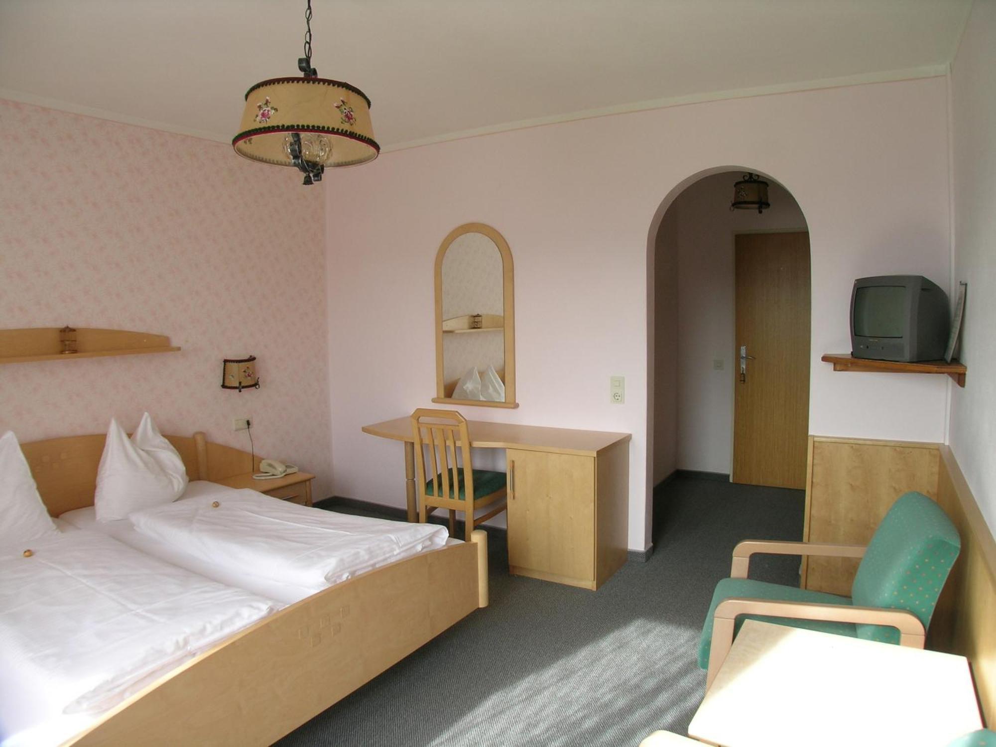 Hotel Tischlbergerhof Ramsau am Dachstein Exterior photo